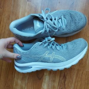 Asics Gel-Cumulus 22